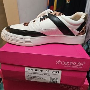 Animal print sneaker